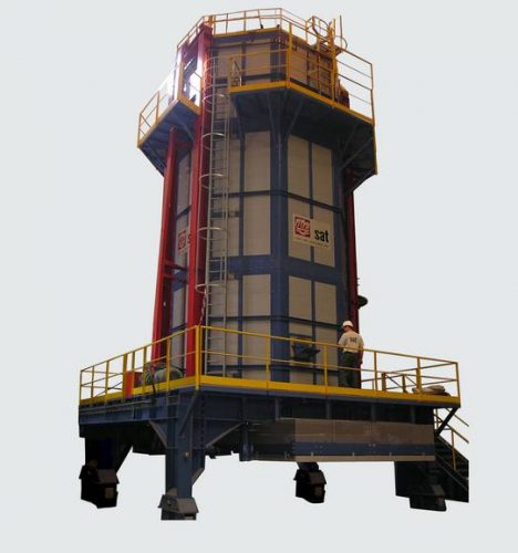 Tunnel furnace for heat treatment of forged aeronautics parts